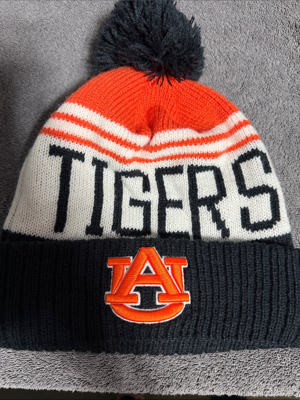 New Era Auburn Tigers New Era Pom Beanie - War Eagle Pride Adult B14